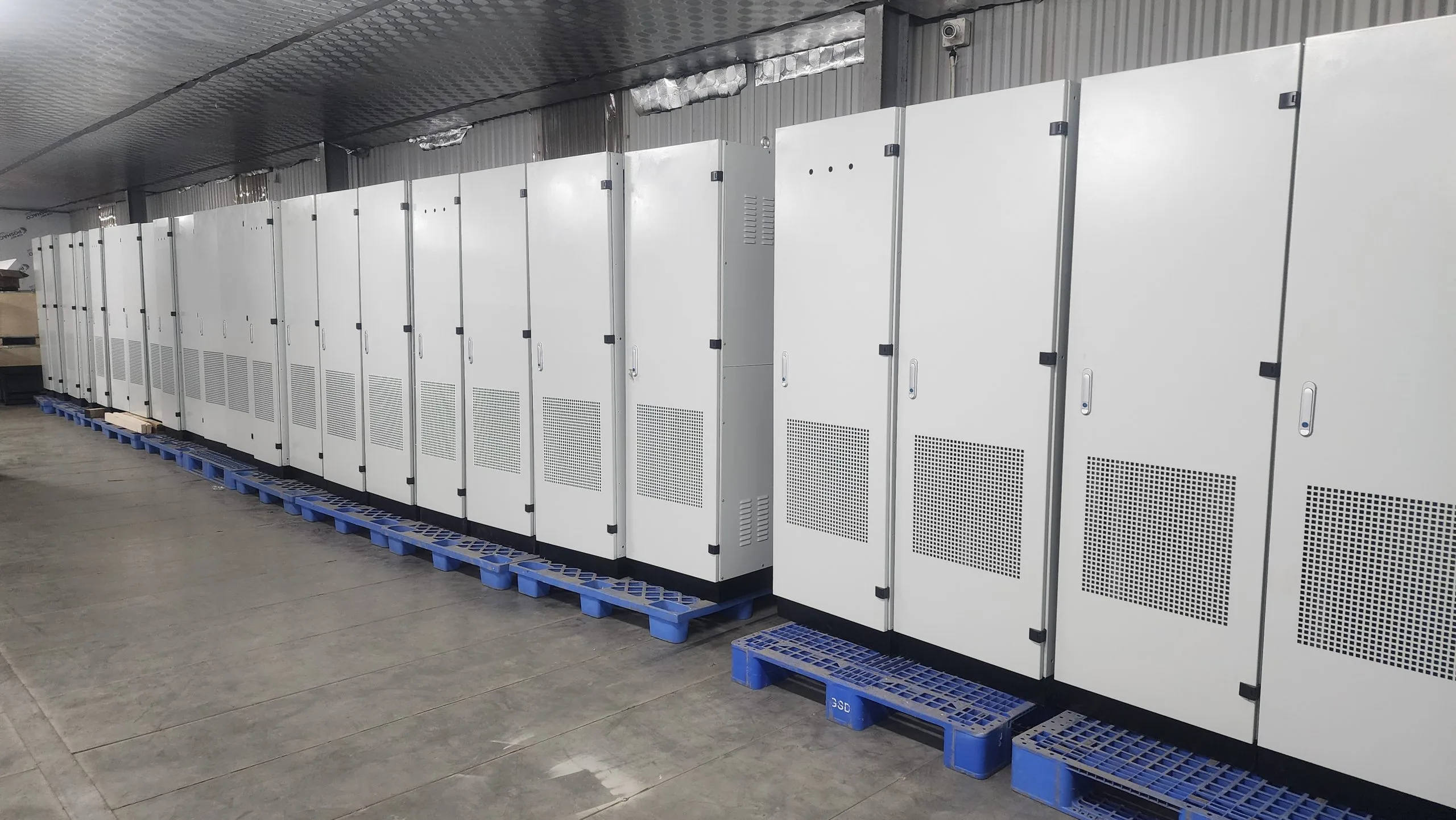 Vỏ Tủ Điện Điều Khiển Biến Tần